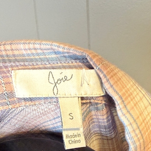 Joie Women’s Small Pink and Cream Plaid Button Down Shirt - Picture 2 of 5